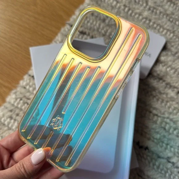 Rimowa iPhone 14 Pro Case Iridescent